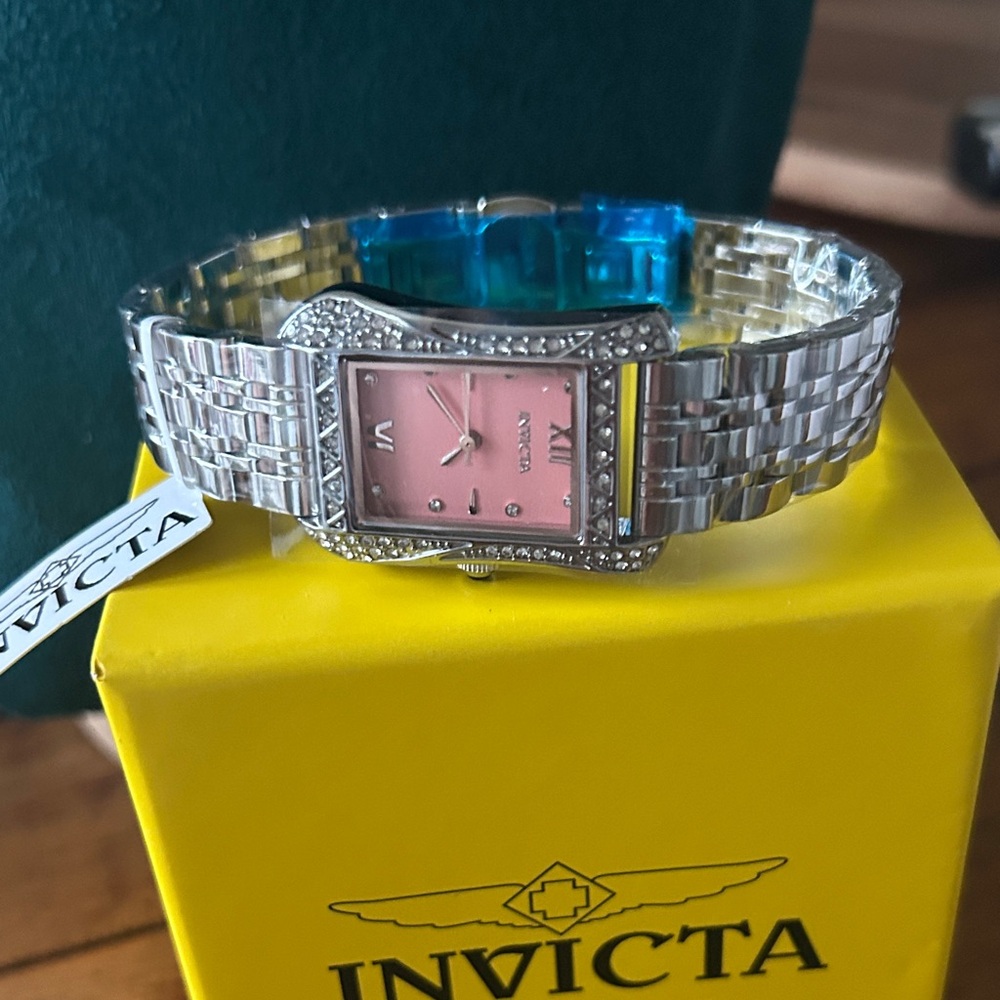 Invicta Wildflower Silver Women’s Watch PINK 26MM steel